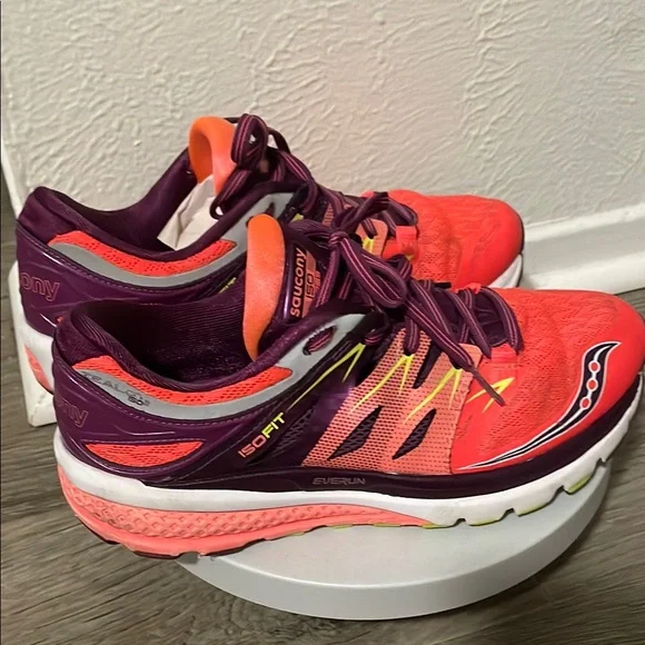 Saucony Red and Purple Athletic Shoes Saucony Havok XC Flat Women main image 3